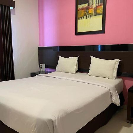 Ayla City Hotel Соронг Экстерьер фото