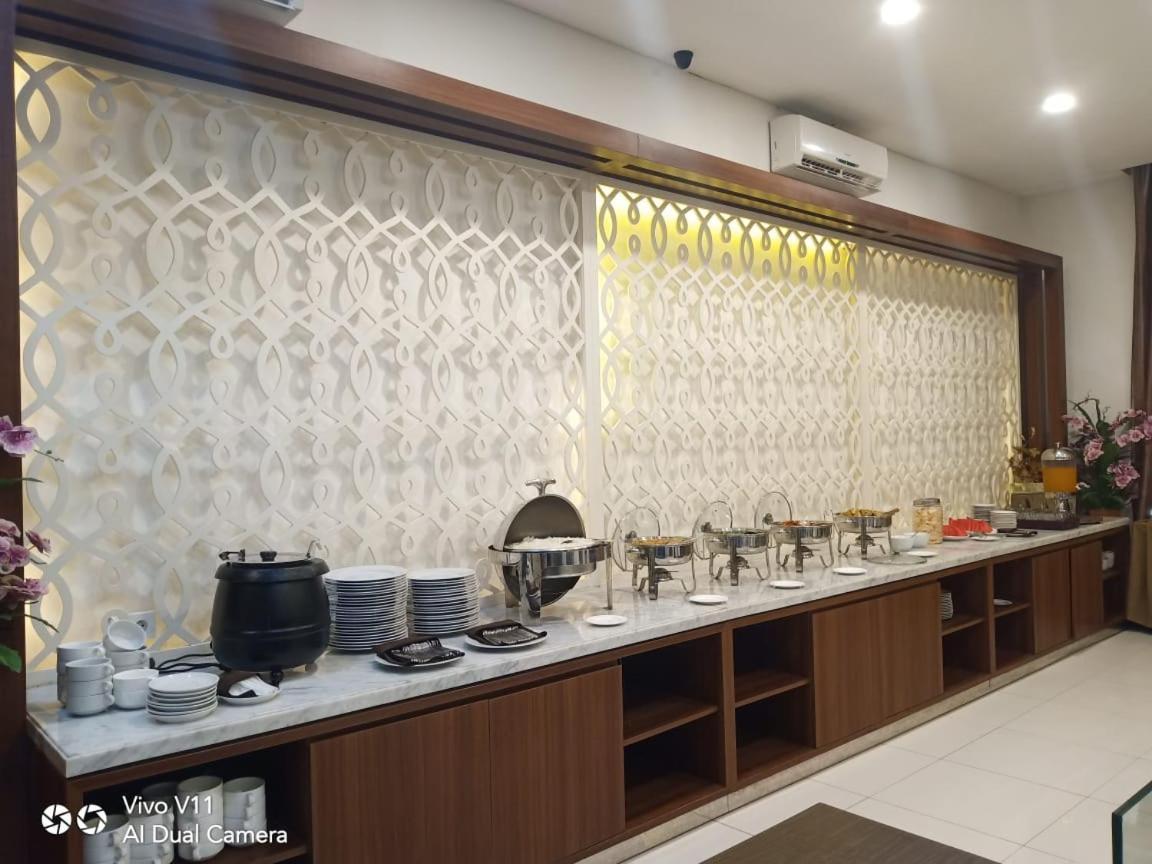 Ayla City Hotel Соронг Экстерьер фото