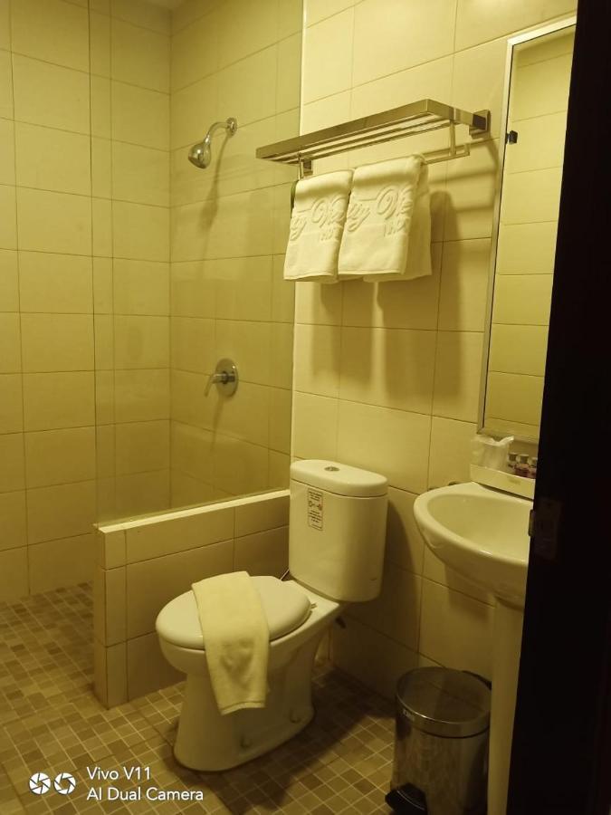 Ayla City Hotel Соронг Экстерьер фото
