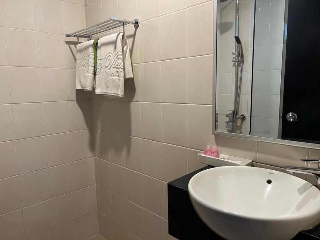 Ayla City Hotel Соронг Экстерьер фото