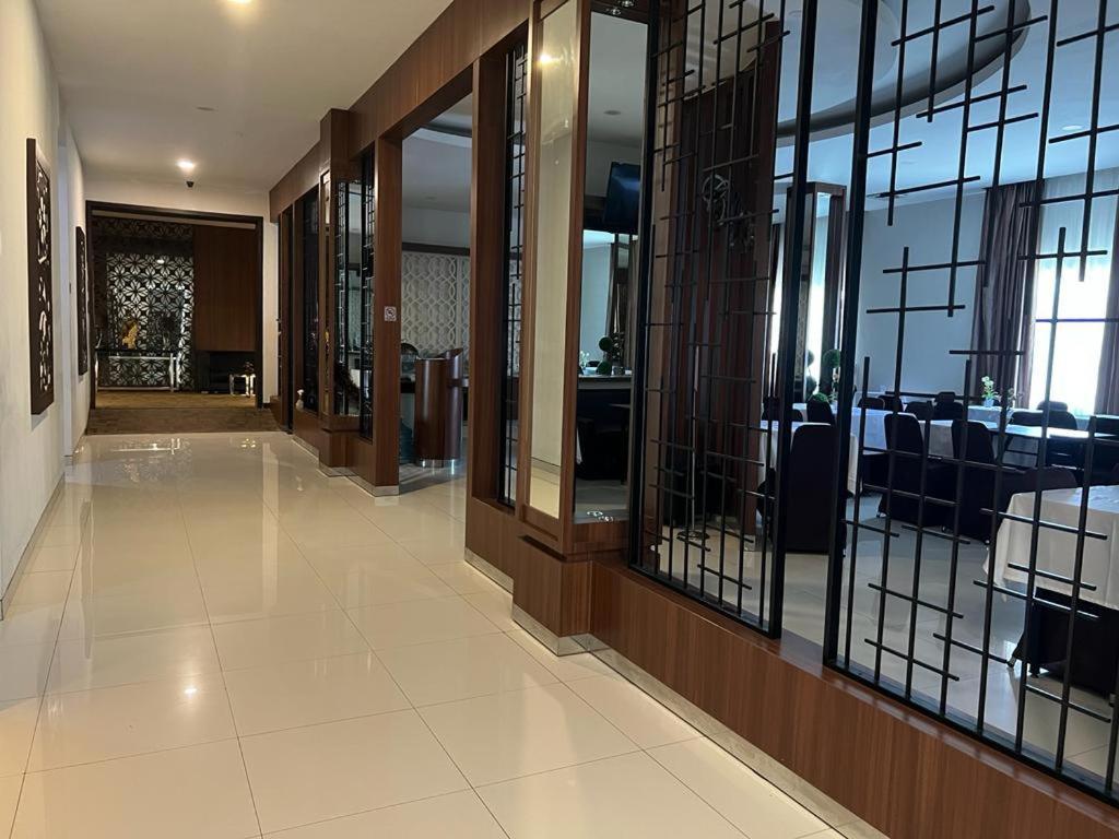 Ayla City Hotel Соронг Экстерьер фото